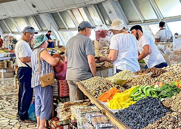 Chorsu Bazaar in Tashkent