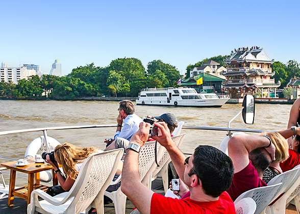 Cruise on the Chao Phraya River