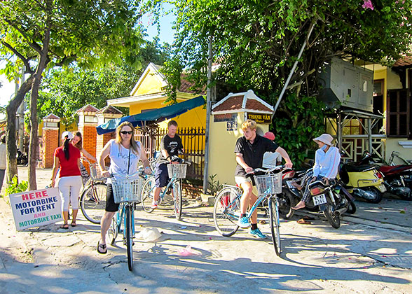 Cycling in the Ancient Town