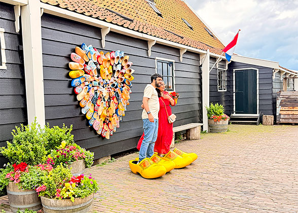 The Dutch Shoes
