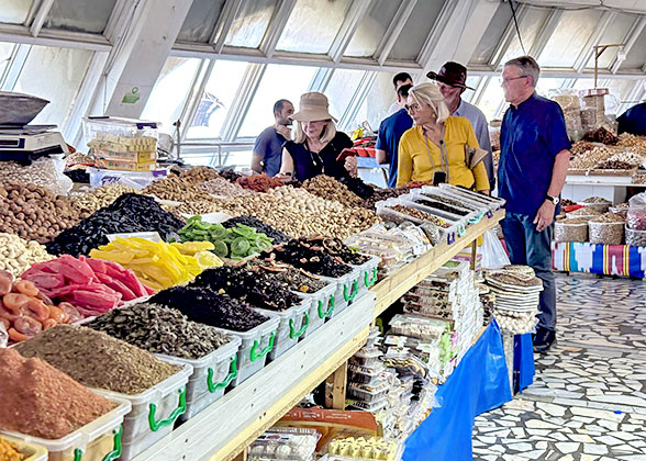 Green Bazaar, Almaty