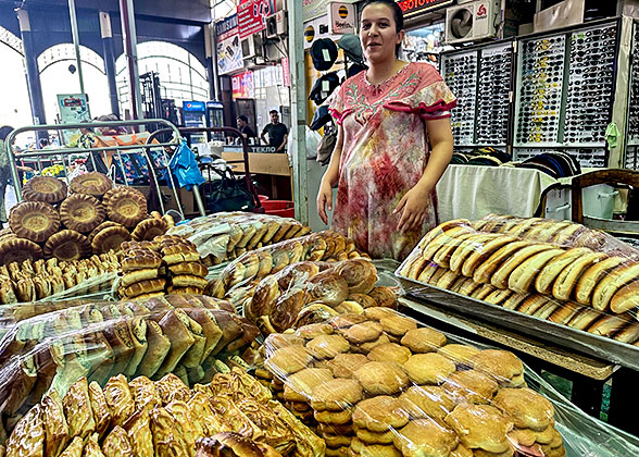 Gulistan Bazaar, Ashgabat