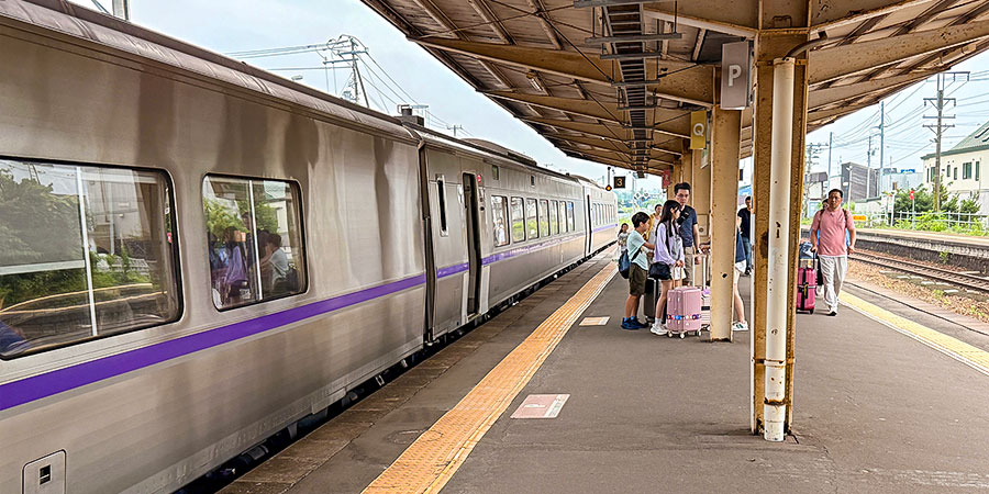 Hakodate-Toyako Train