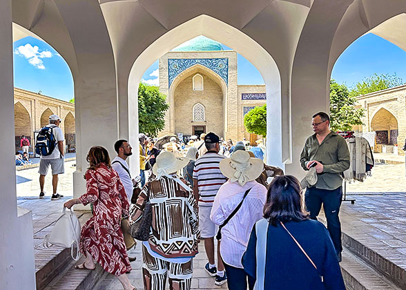 Hazrati Imam Complex