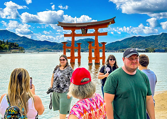 Itsukushima Jinja Shrine, Hiroshima
