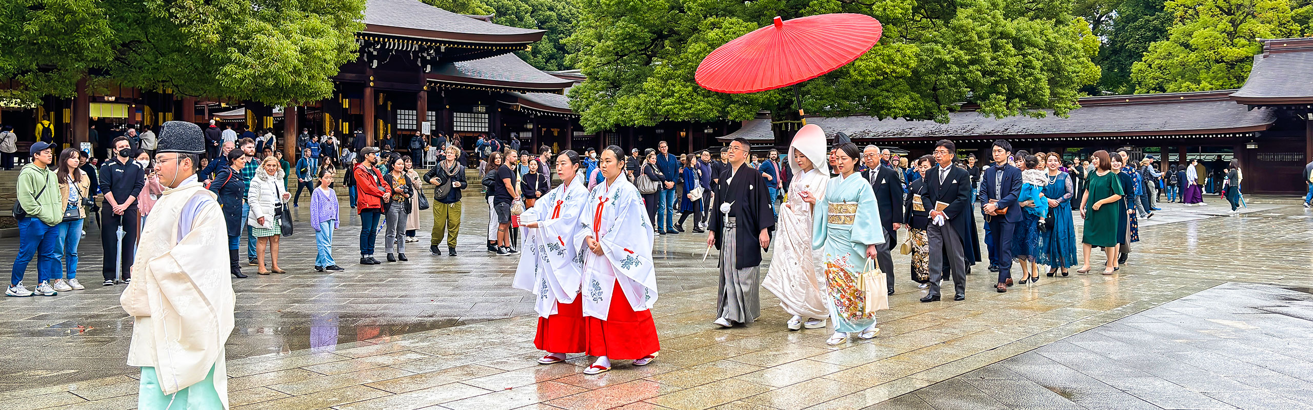 Japanese Traditional Wedding at Meiji Jingu Shrine