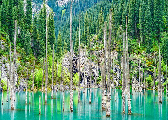 Kaindy Lake