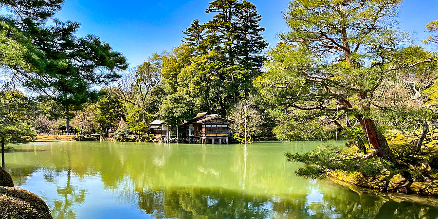 Lake View in Kenroku-en Garden
