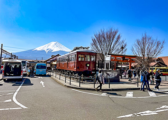 Lake Kawaguchi station
