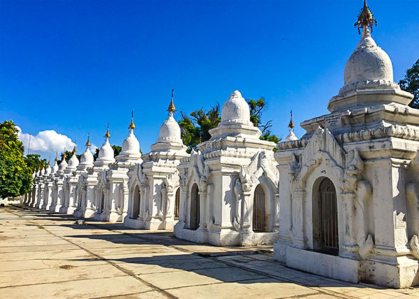 Kuthodaw Pagoda, Mandalay