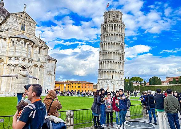 Leaning Tower of Pisa