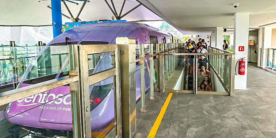 Light Train in Singapore
