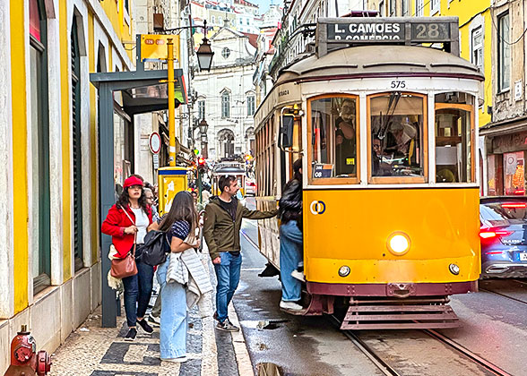 Try the Bica Funicular