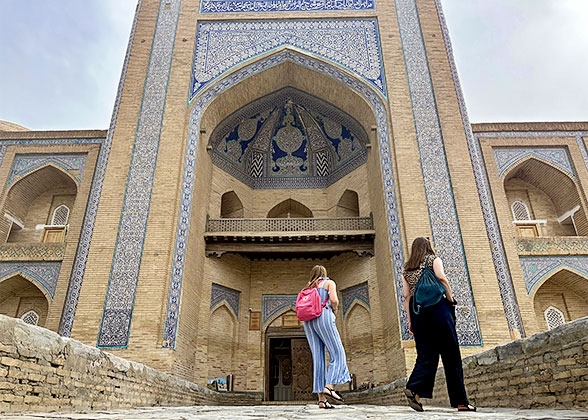 Madrasa Mohammed Amin Khan, Khiva