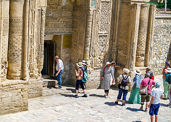 Magoki-Attori Mosque