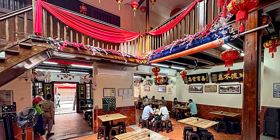A Restaurant During Chinese New Year
