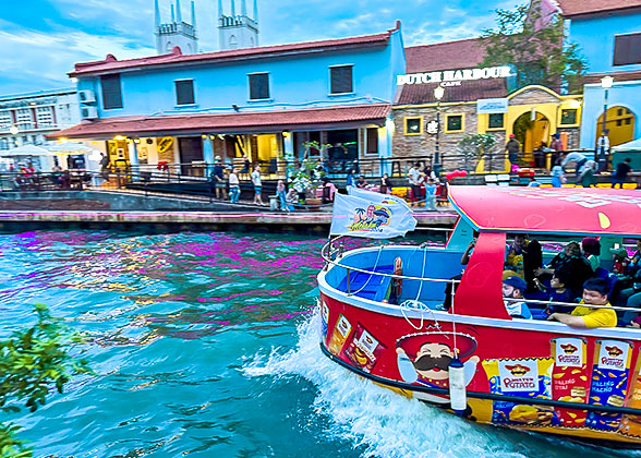 Melaka River