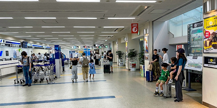 Less Crowded Nagasaki Train Station