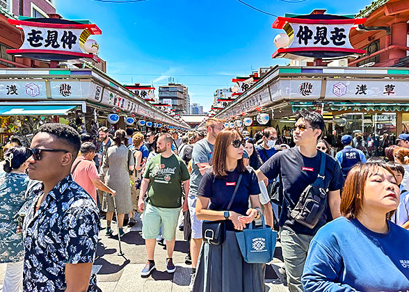 Busy Nakamise-dori Street in July