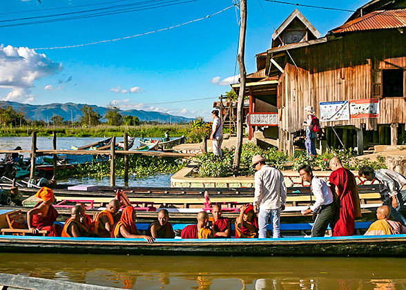 Nga Phe Chaung Monastery