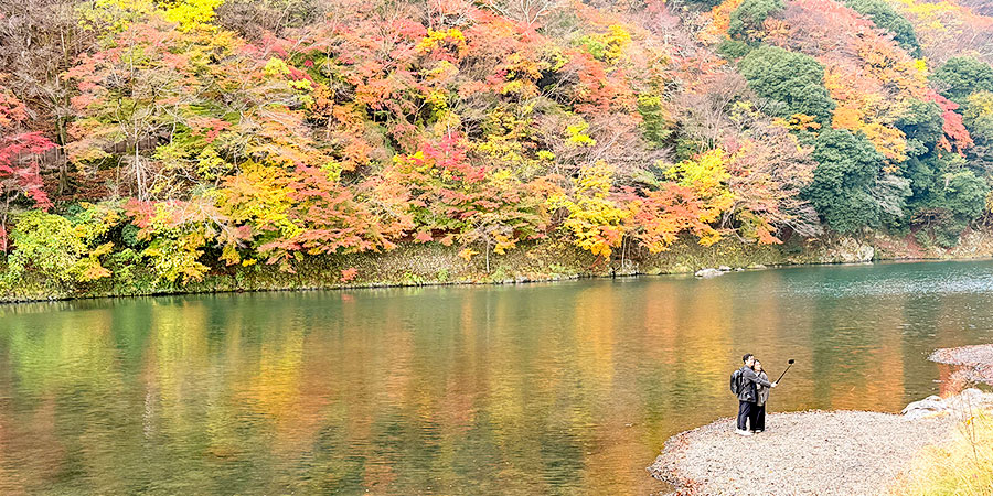 Nikko Lake View in November