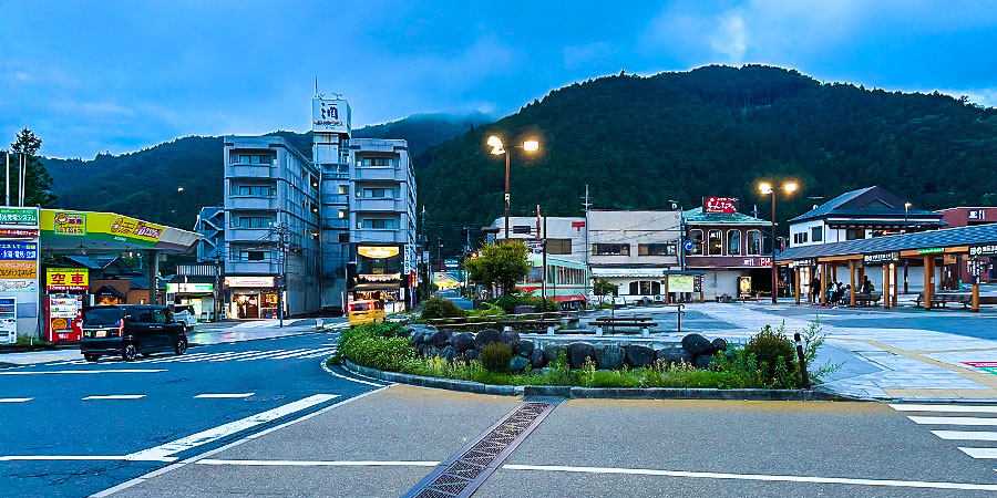 Street View in the Afternoon