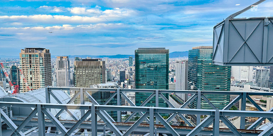 Overlook Osaka from Umeda Sky Building