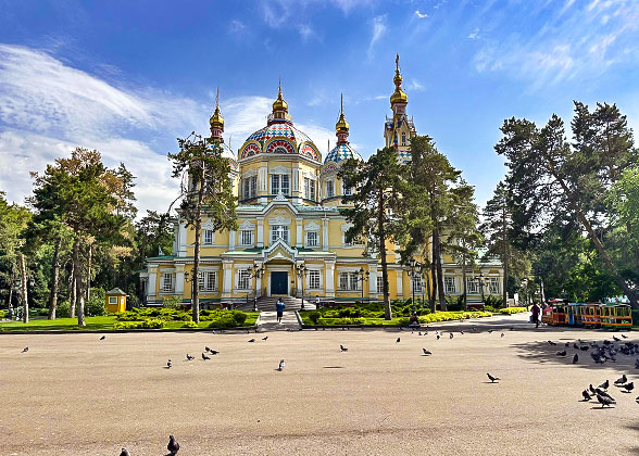 Panfilov Guardsmen Park in November