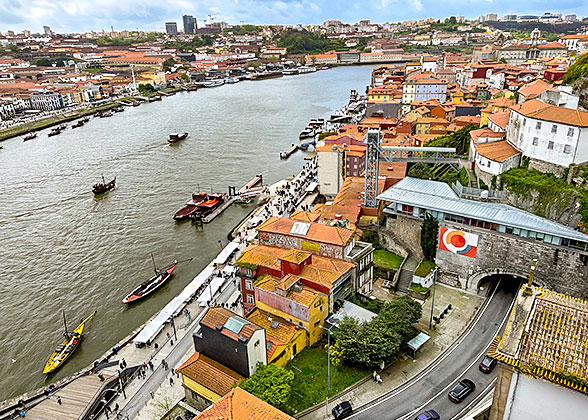Overlook the City of Porto from the Ponte Luís I Bridge