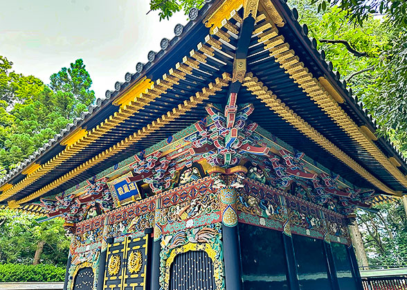 Quaint Architectures in Zuihoden