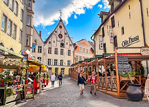 Raekoja Plats, Tallinn