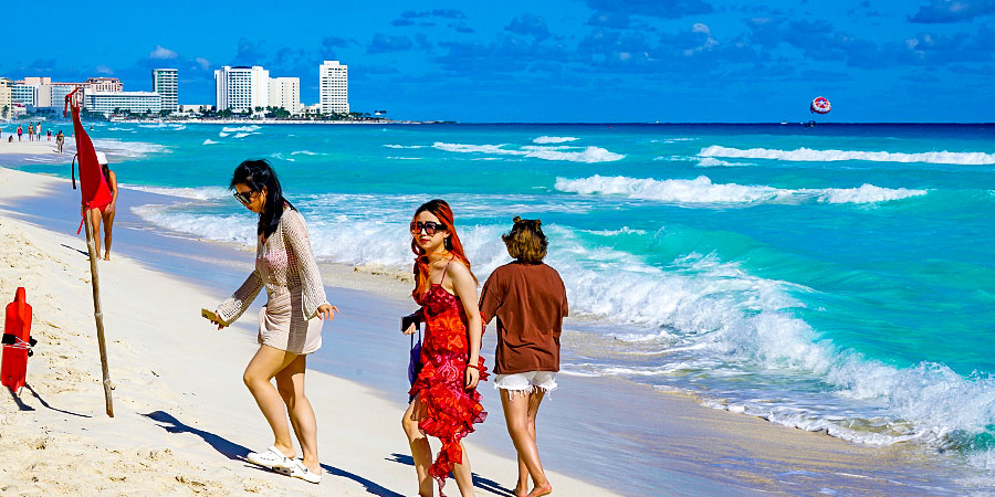 Shirahama Ohama Beach