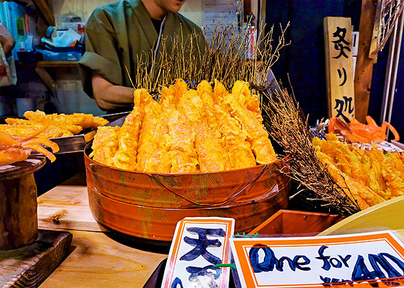 Delicious Snacks in Shinchi Chinatown