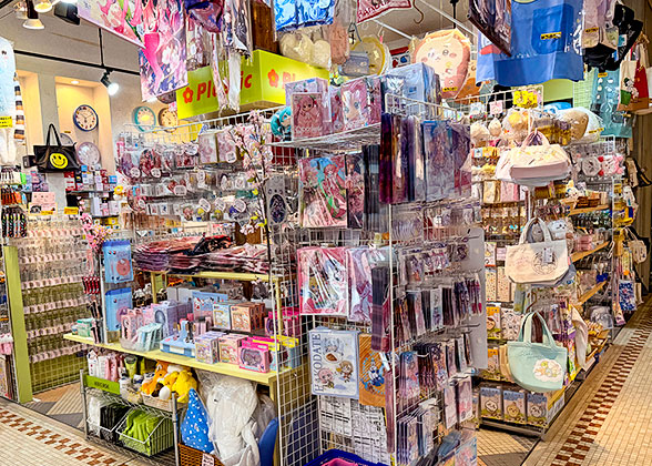 Kanemori Red Brick Warehouse's Stores