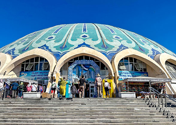 Chorsu Bazaar in Tashkent