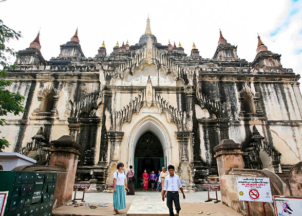 Thatbyinnyu Temple, Bagan