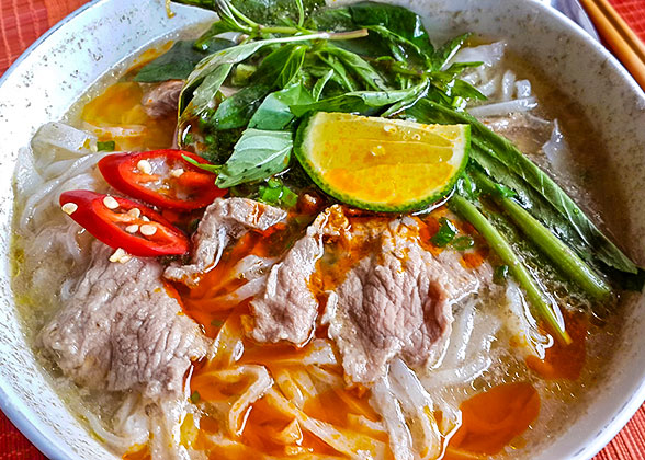 Quang Nam Style Fresh Noodles