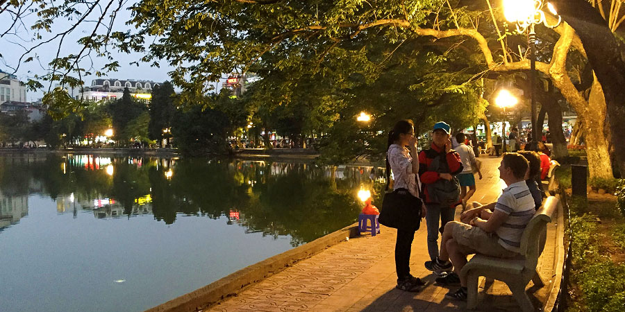Night Tour to Hoan Kiem Lake