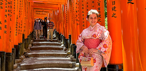 Foreign Visitor at Fushimi Inari Taisha
