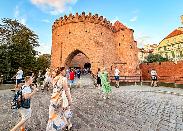 Warsaw Barbican