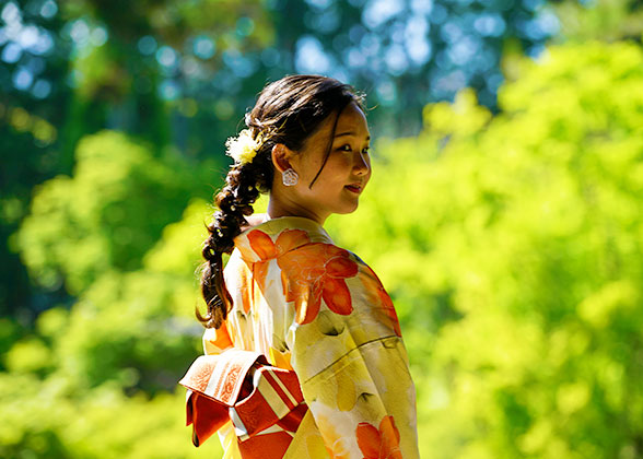 A girl wearing kimono
