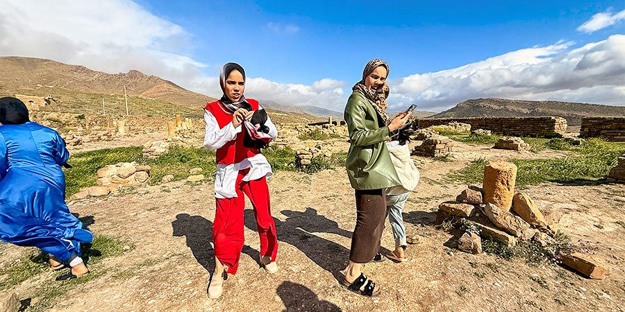Algeria Weather in April