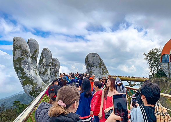 Da Nang Golden Bridge