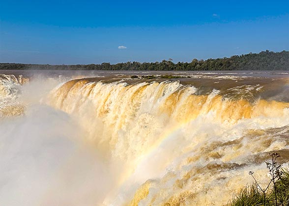 Spectacular Devil's Throat, Argentina