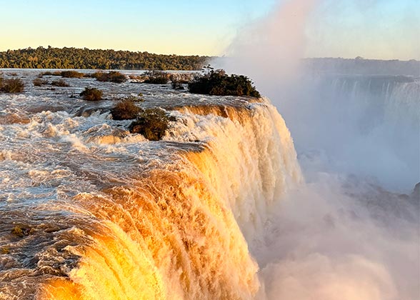 Majestic Devil's Throat, Brazil