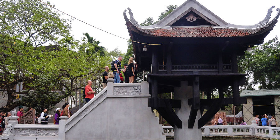 Overcast One Pillar Pagoda