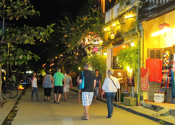 Night Tour in Ancient Town