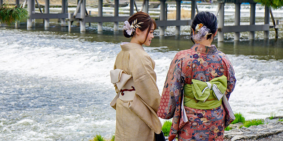 Kimono Girls in Arashiyama in May