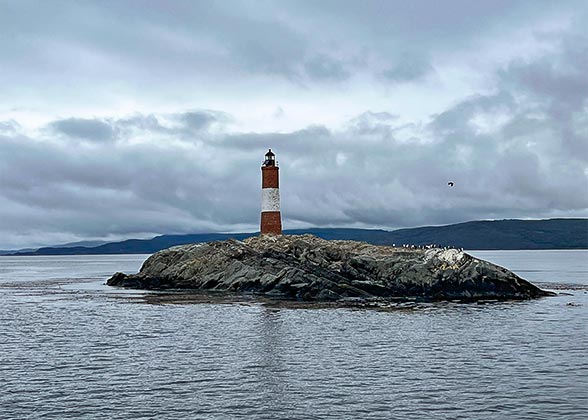 Les Eclaireurs Lighthouse