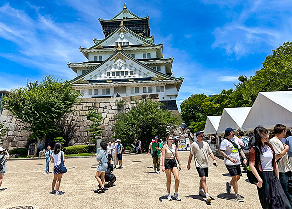 Visit Osaka Castle in Hot Sunny July